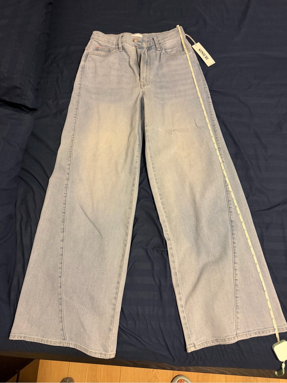High-Waist Wide-Leg Women’s Jeans - Light Blue